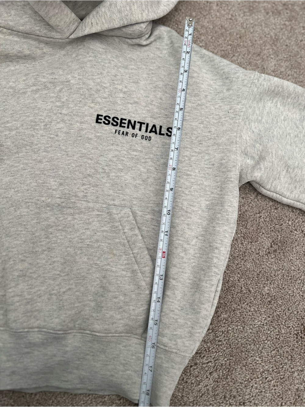 Fear of God ESSENTIALS Light Grey Logo Hoodie - kids - Picture 6 of 11